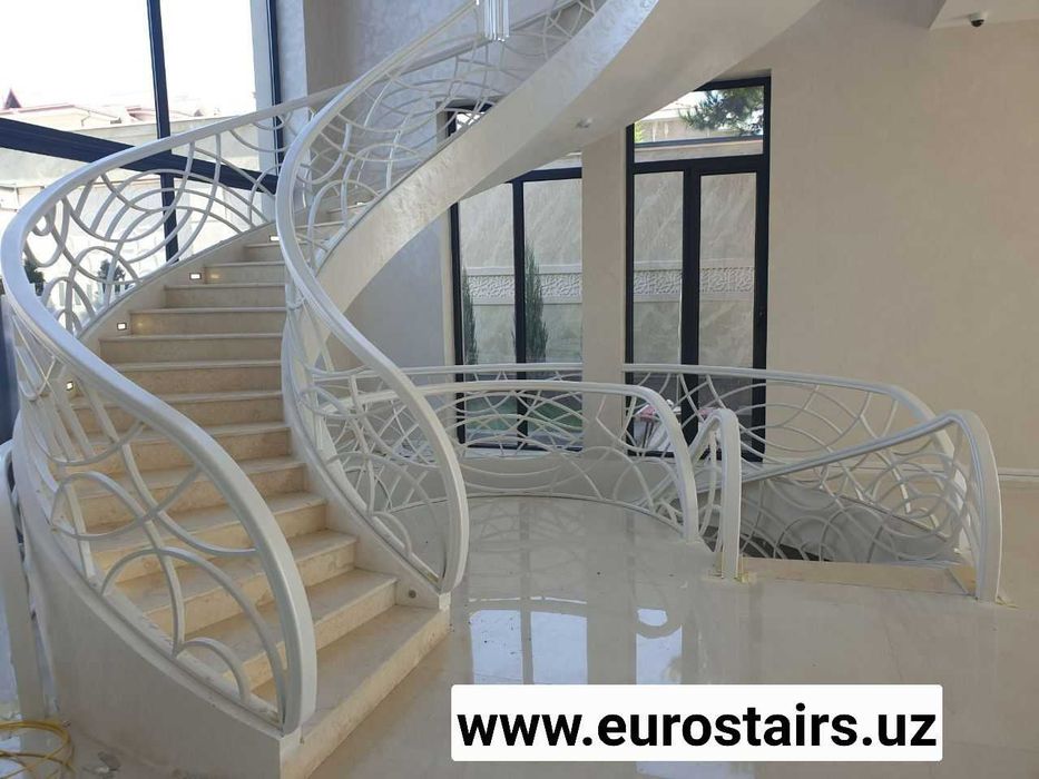 Лестница (Монолит Зина)