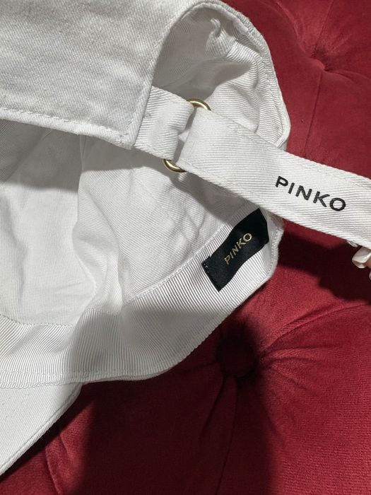 Pinko шапка бяла