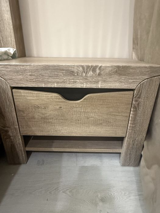 Срочно продается спальный гарнитур