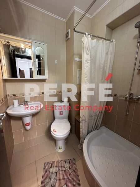 Дава се под наем Двустаен апартамент в Бургас, Зорница - 46 кв.м за 357 € - Снимка #4