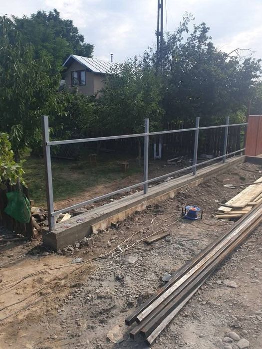 Vând garduri și porți