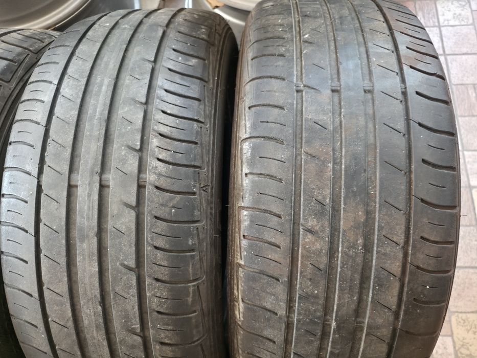 215/55R17 Falken