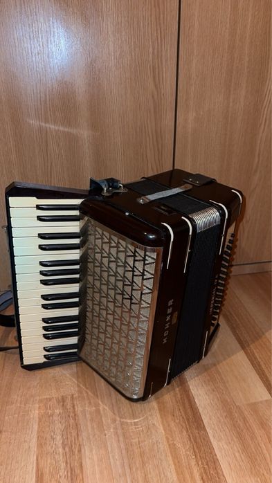 Acordeon Hohner Imperial IV A