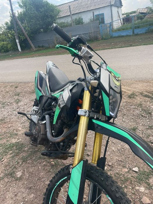 Продам эндуро 250