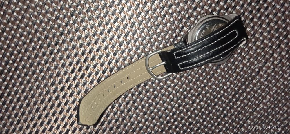 Часы наручные мужские