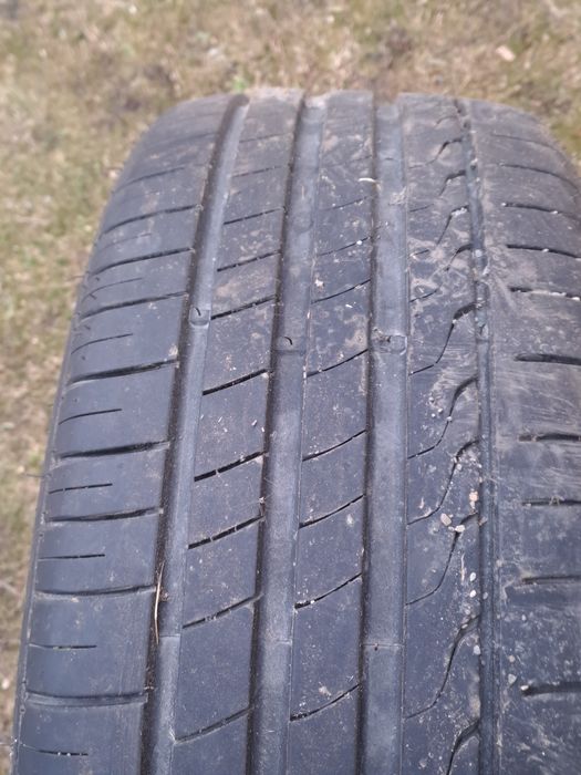 Roti cu cauciucuri de vara R17