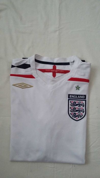 Оригинална Футболна Фланелка на Англия (Umbro)