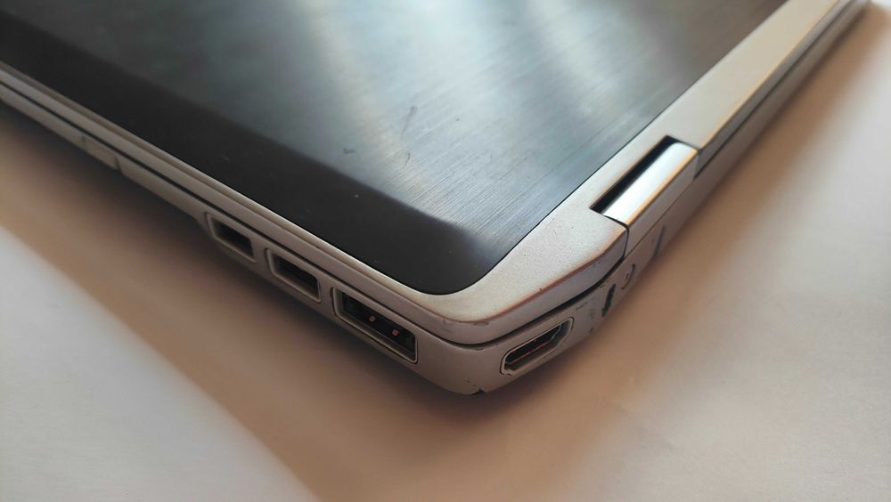 Лаптоп dell latitude e6420 i5/ HD+/ 8gb/ ssd