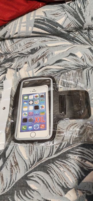 Лот калъфи за телефони и таблети