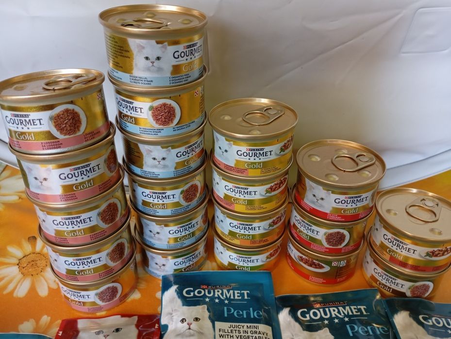 Консерви и паучове на Purina Gourmet