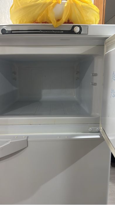 Холодильник Indesit Б/у!