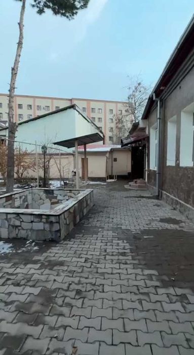Продаётся дом 7,0 соток 8 комнат Ипотека есть метро Дустлик