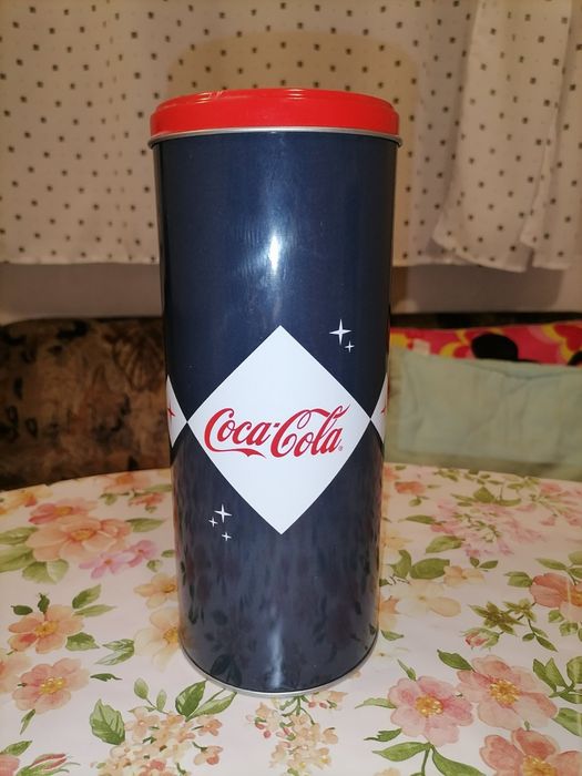Метални кутии на Coca Cola