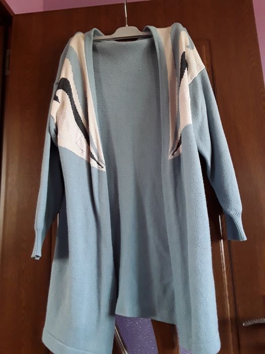 Vând Cardigan Damă Lung Gros Mărimea XL -XXL