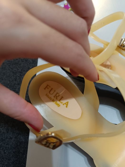 Сандали Furla 37 номер
