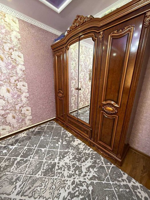Mebel sotiladi holati zor