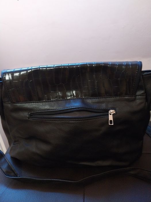 Голяма дамска чанта