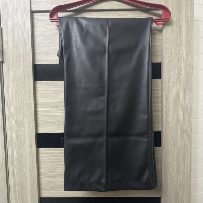 Кожаные брюки. Размер - 54.