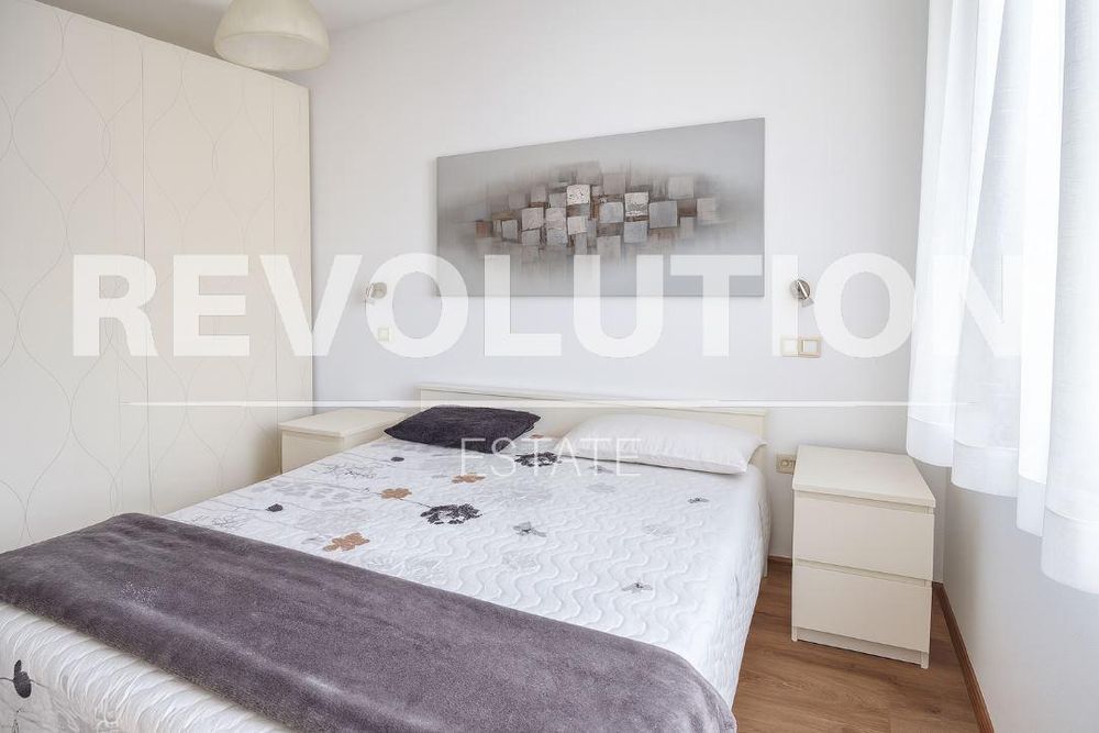 Дава се под наем Тристаен апартамент в Варна, Чайка - 85 кв.м за 750 € - Снимка #2