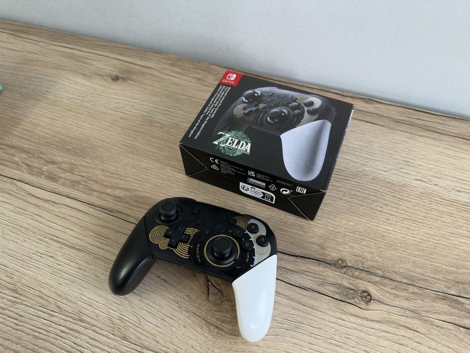 Продам Nintendo Switch Pro Controller Нинтендо Про Контроллер джойстик