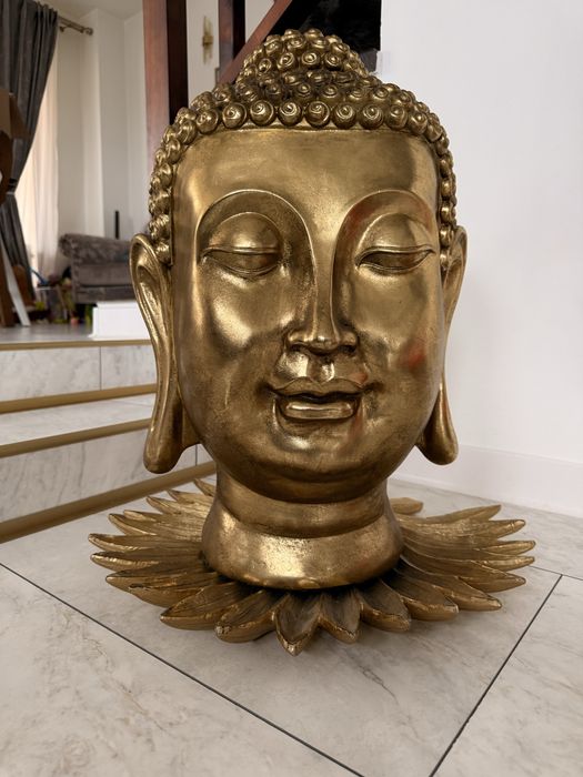 Statueta Buddha 60x40cm + baza frunza de palmier