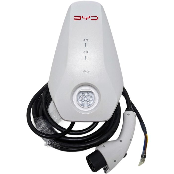 BYD зарядка 7 KW
