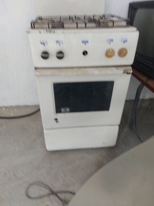 4 комфорлы газплита б/у