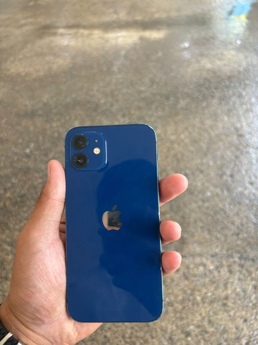 IPhone 12.       128GB