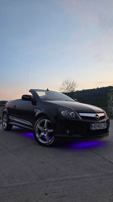 Opel Tigra Opel Tigra TwinTop - Ambientale / Senzori fata-spate / Navi++ / AC / E