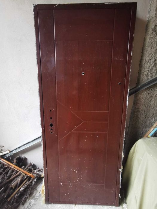 DONEZ usa metalica demontata, fara broasca