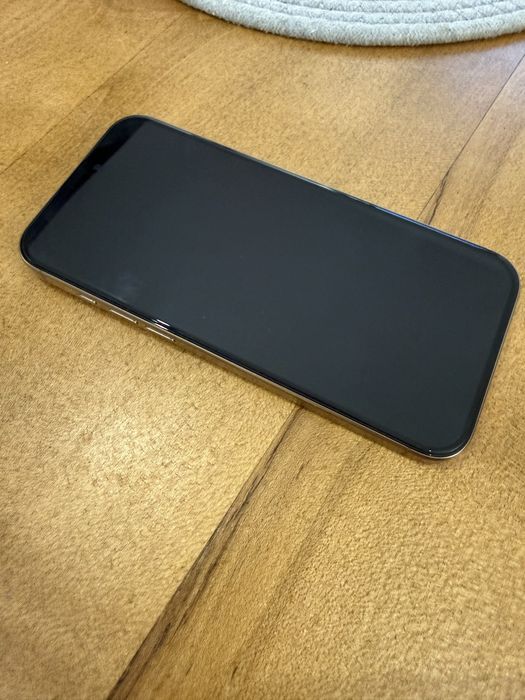 Iphone 16 pro max 256gb  gold