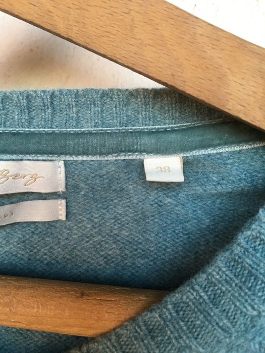 Дамска  жилетка 100%  мерино вълна, 38 С/М