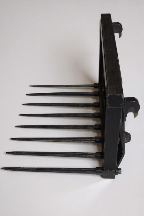 Furca pentru incarcat gunoi , baloti, incarcator