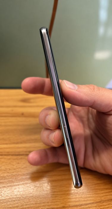 Продам Samsung S8