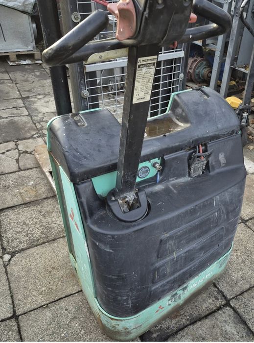 Liza/transpalet electrica Mitsubishi