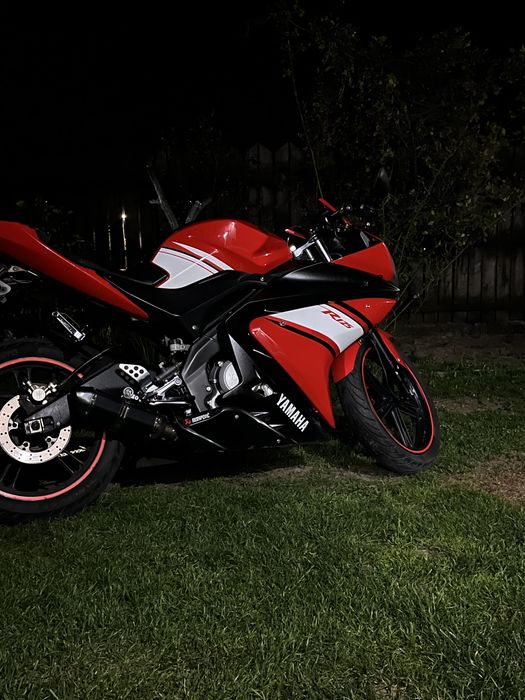 Yamaha yzf r125