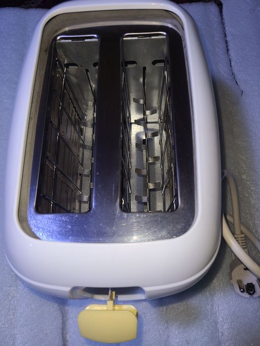 Тостер Эмеральд сотилади