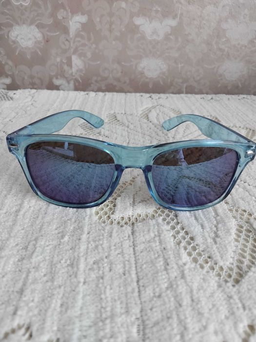 Слънчеви очила с голяма УВ защита