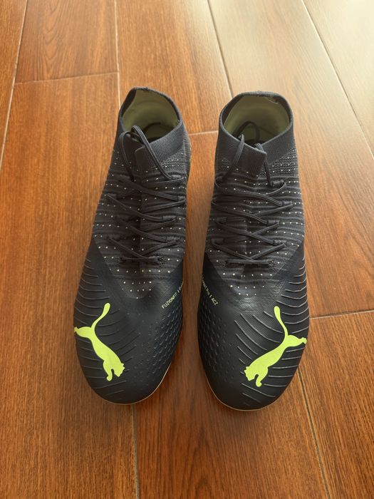 Ghete de fotbal Puma