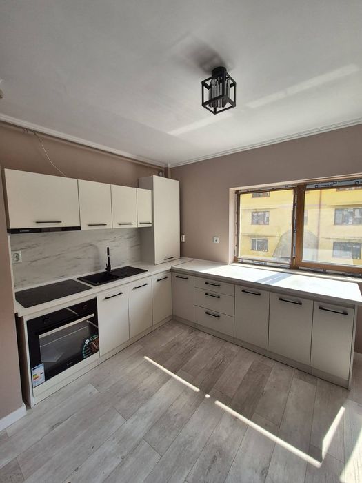 Mobilier la comandă