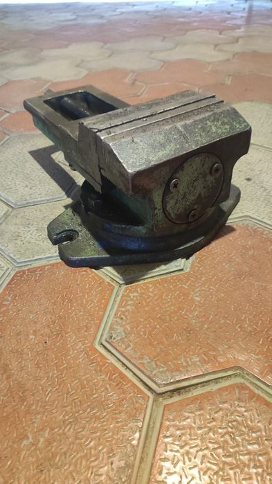 Тиски станочные 16см