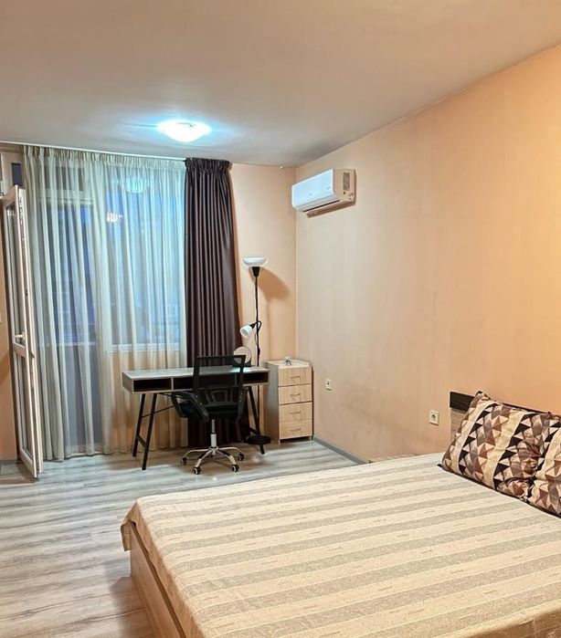 Дава се под наем Двустаен апартамент в Пловдив, Младежки Хълм - 65 кв.м за 490 € - Снимка #3