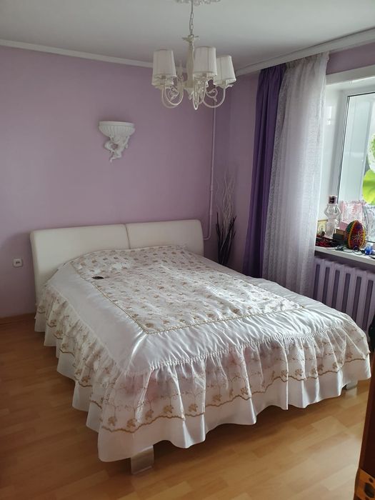 Сдам 3 комн квартиру Достык Молл