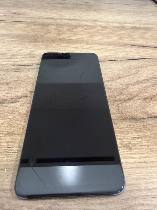 Realme Note 50.