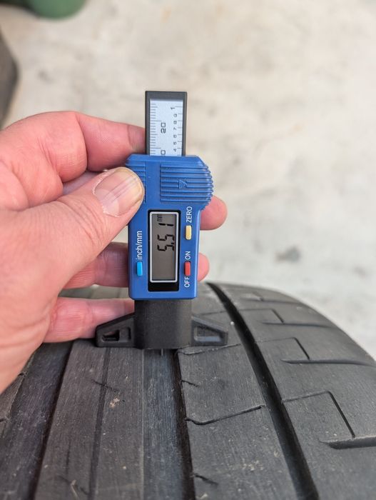 Pirelli p zero 4 285/30/21