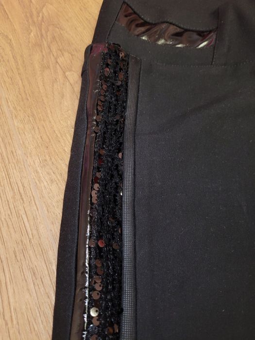 Черен клин панталон Lucy