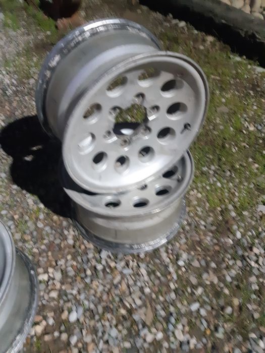 Диски 15 на джип делика