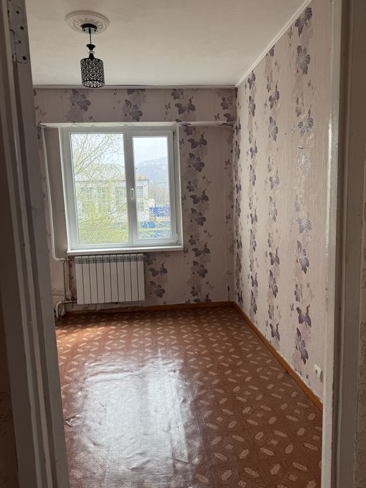 СРОЧНО!!! Продам квартиру на 7 районе