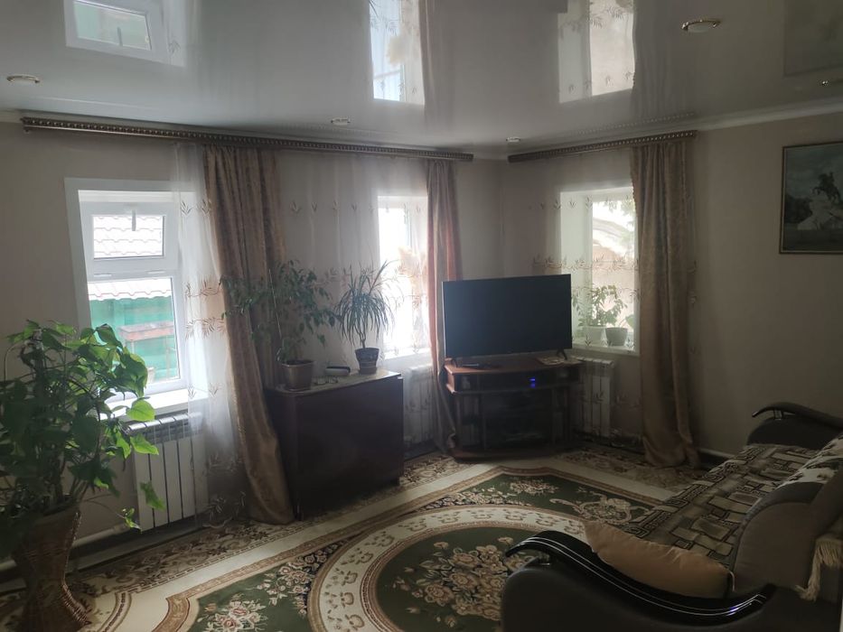 Продам 2 полноценных дома.