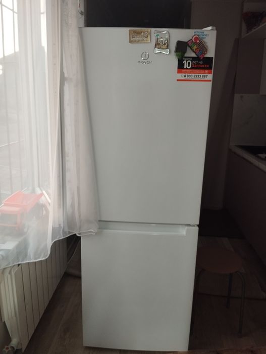 Холодильник indesit 60 000тг